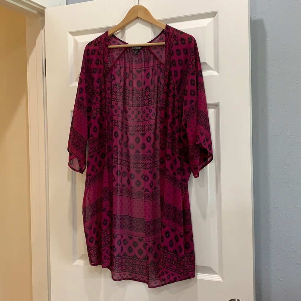 Express Sheer Black/Pink Kimono